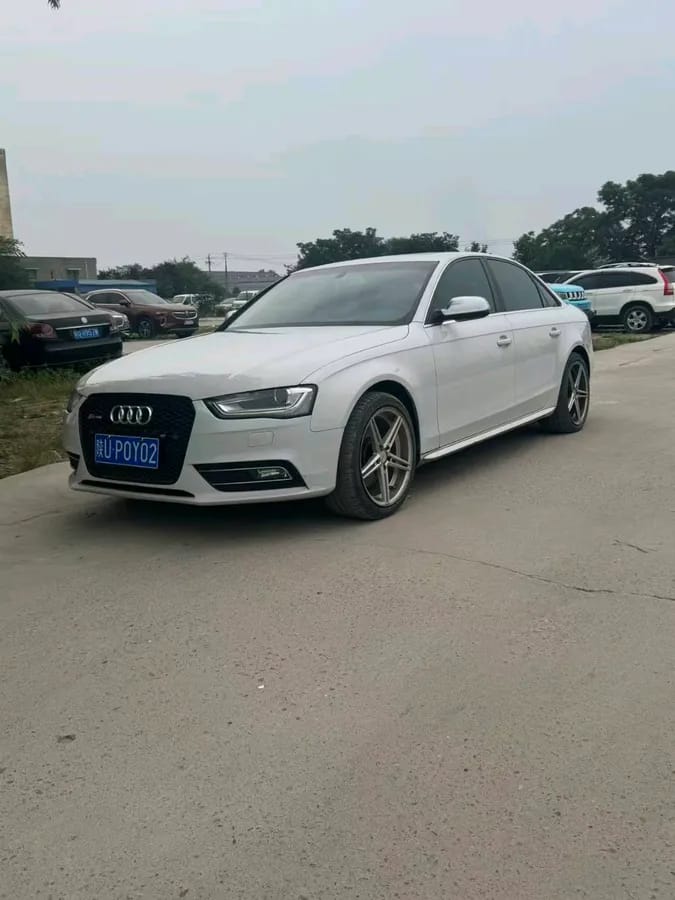 Audi A4L 2013 35 TFSI 2