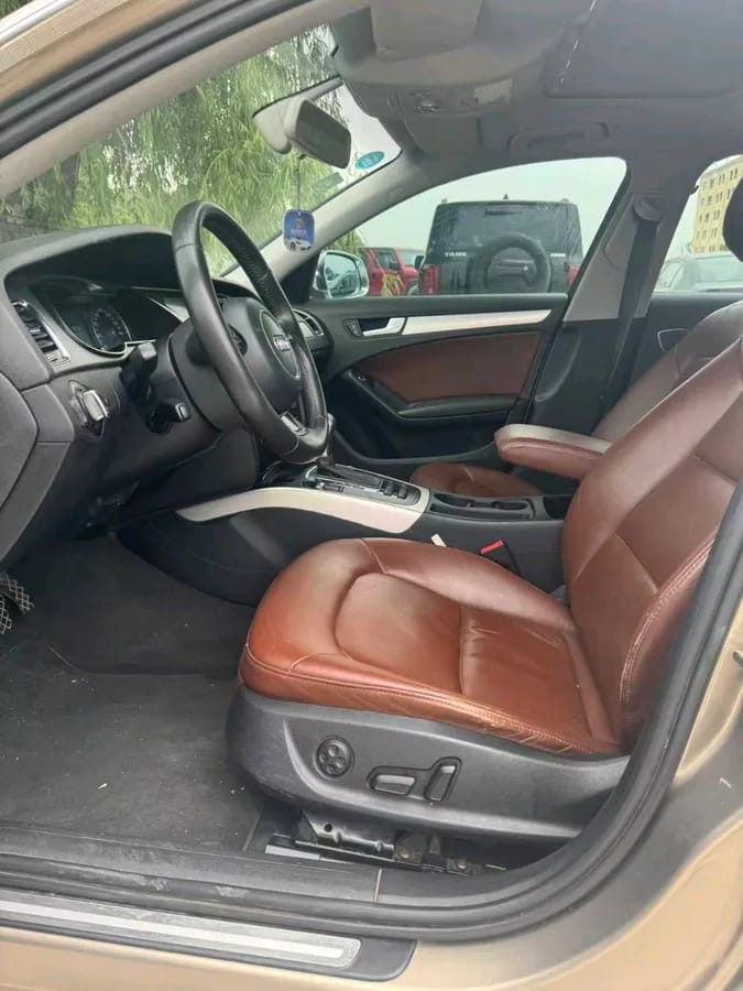 Audi A4L 2013 35 TFSI 4