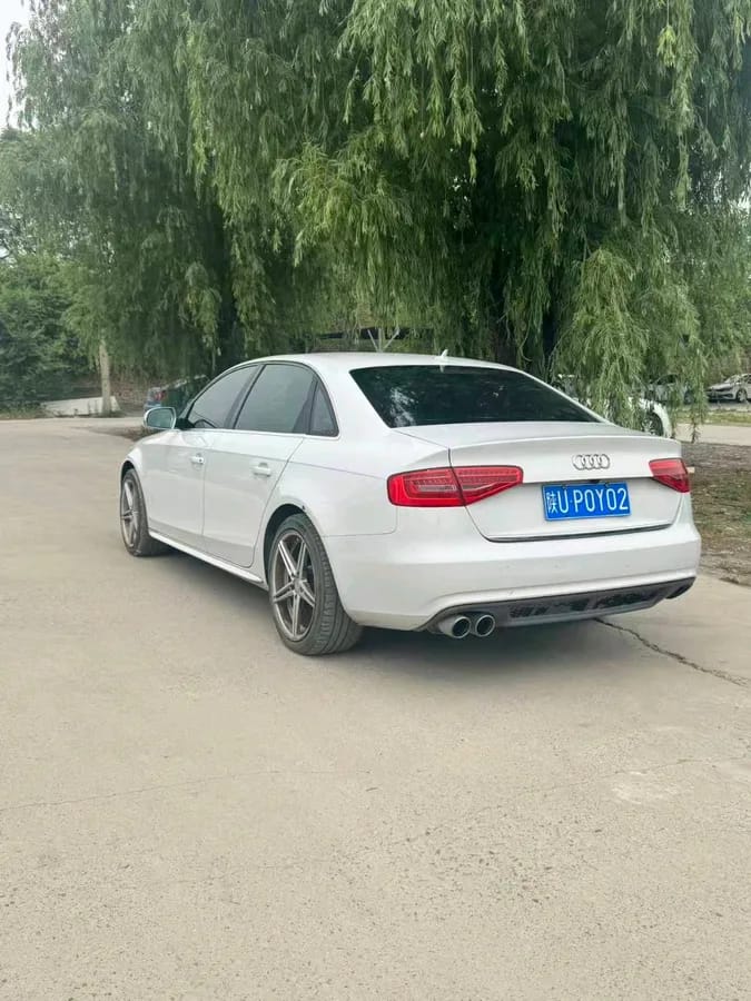 Audi A4L 2013 35 TFSI 7