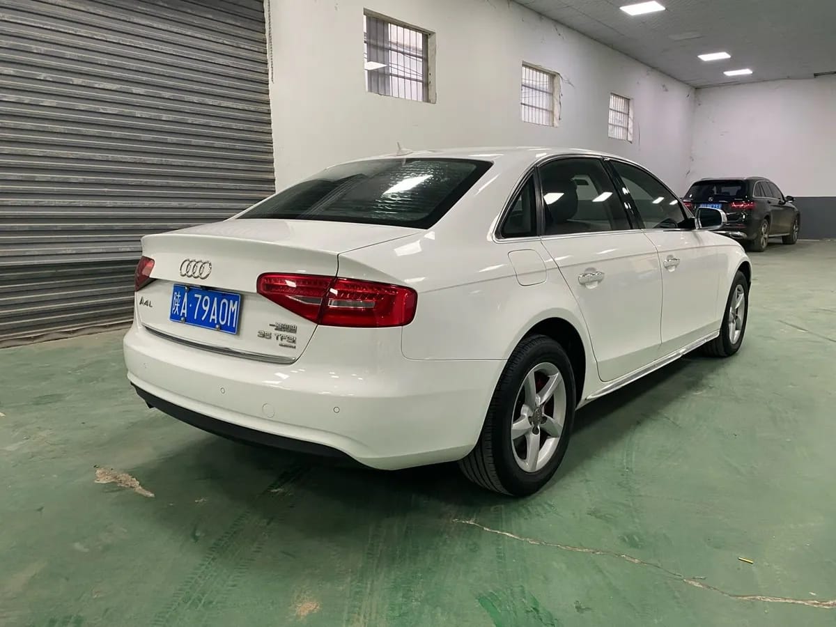 Audi A4L 2015 35 TFSI 4