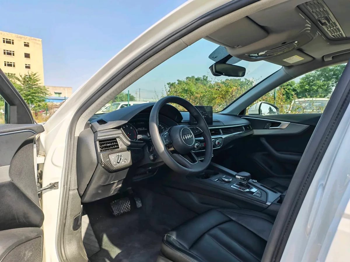 Audi A4L 2018 30 40 TFSI 4