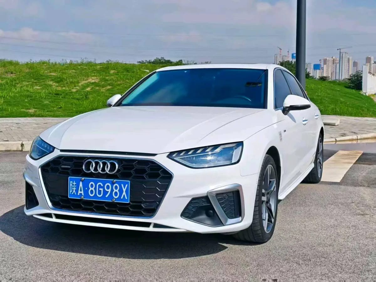 Audi A4L 2020 40 TFSI quattro 4
