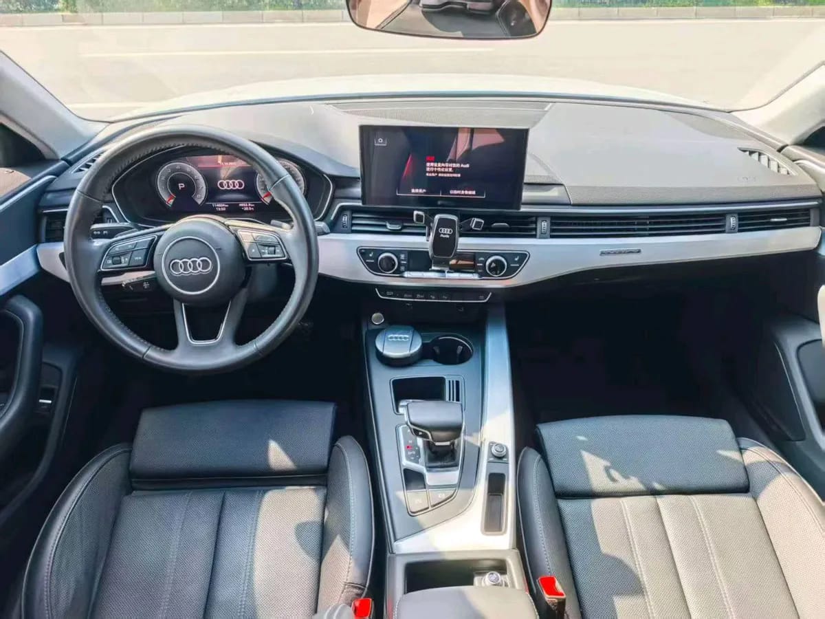 Audi A4L 2020 40 TFSI quattro 5
