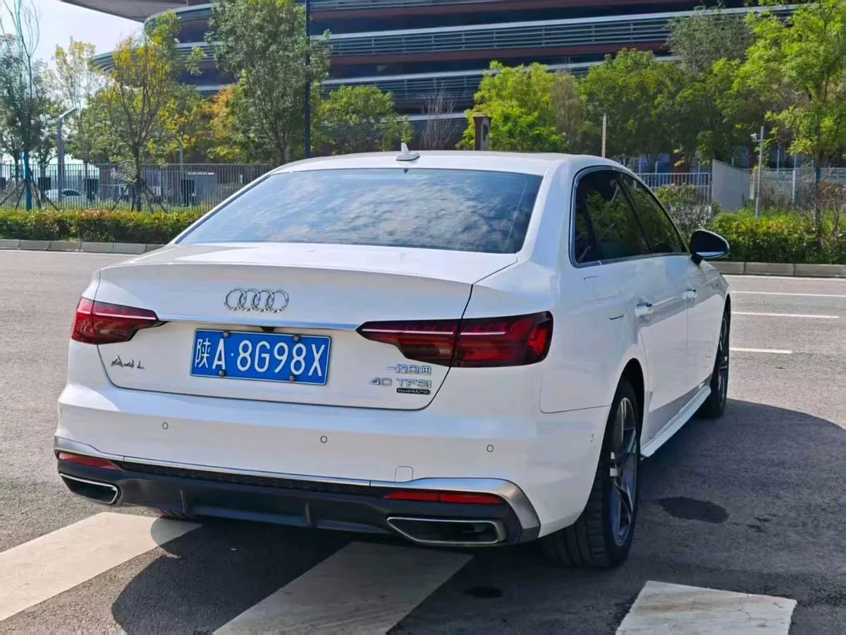 Audi A4L 2020 40 TFSI quattro 10