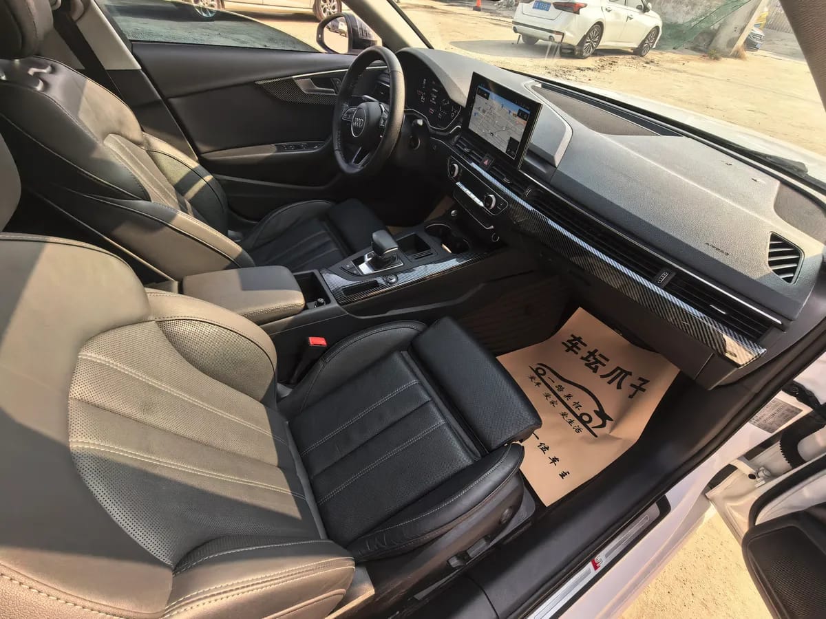 Audi A4L 2020 40 TFSI 3
