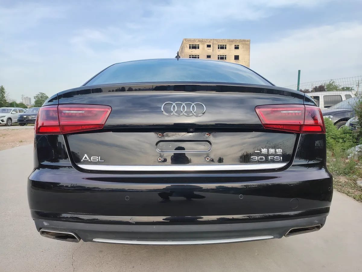 Audi A6L 2016 30 FSI 5