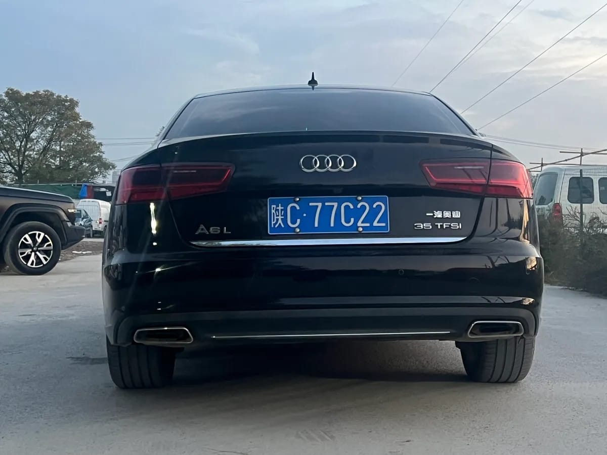 Audi A6L 2018 30 35 TFSI 10