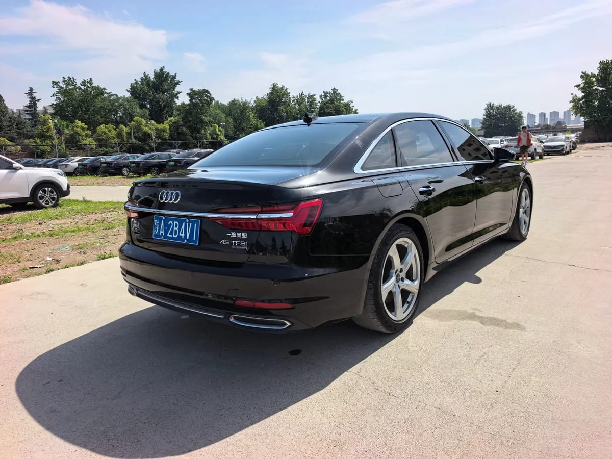 Audi A6L 2019 45 TFSI quattro 9