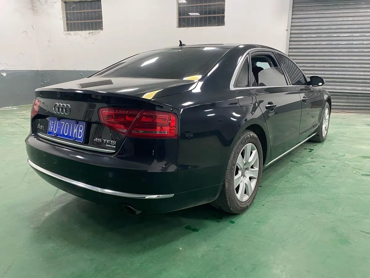 Audi A8 ( ) 2013 A8L 45 TFSI quattro 4