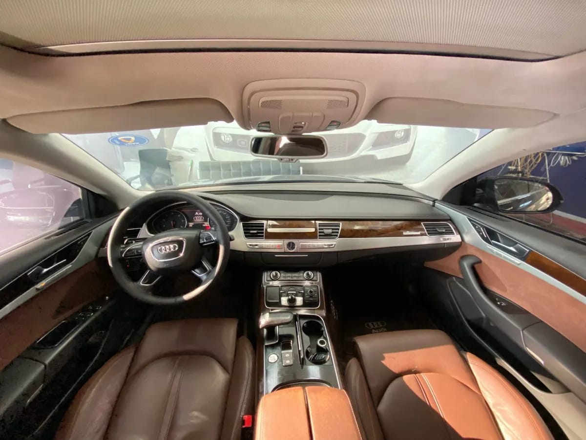 Audi A8 ( ) 2013 A8L 45 TFSI quattro 7