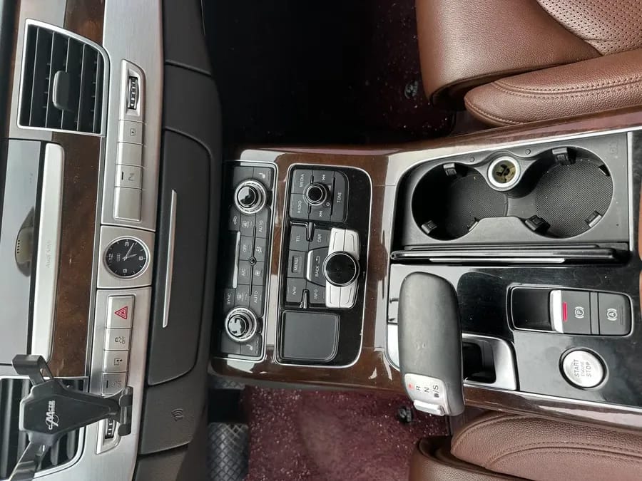 Audi A8L 2016 45 TFSI quattro 7