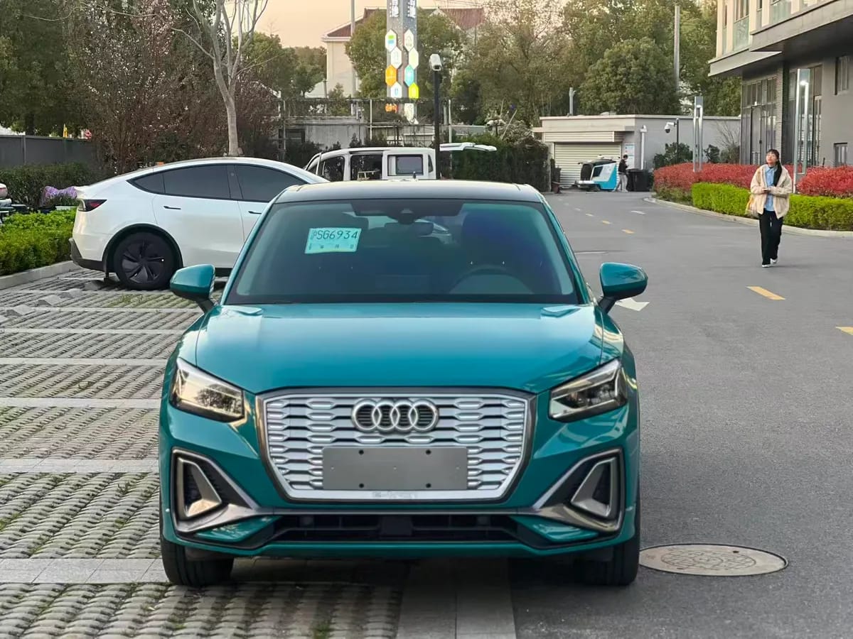 Audi Q2L e-tron 2022 Q2L e-tron