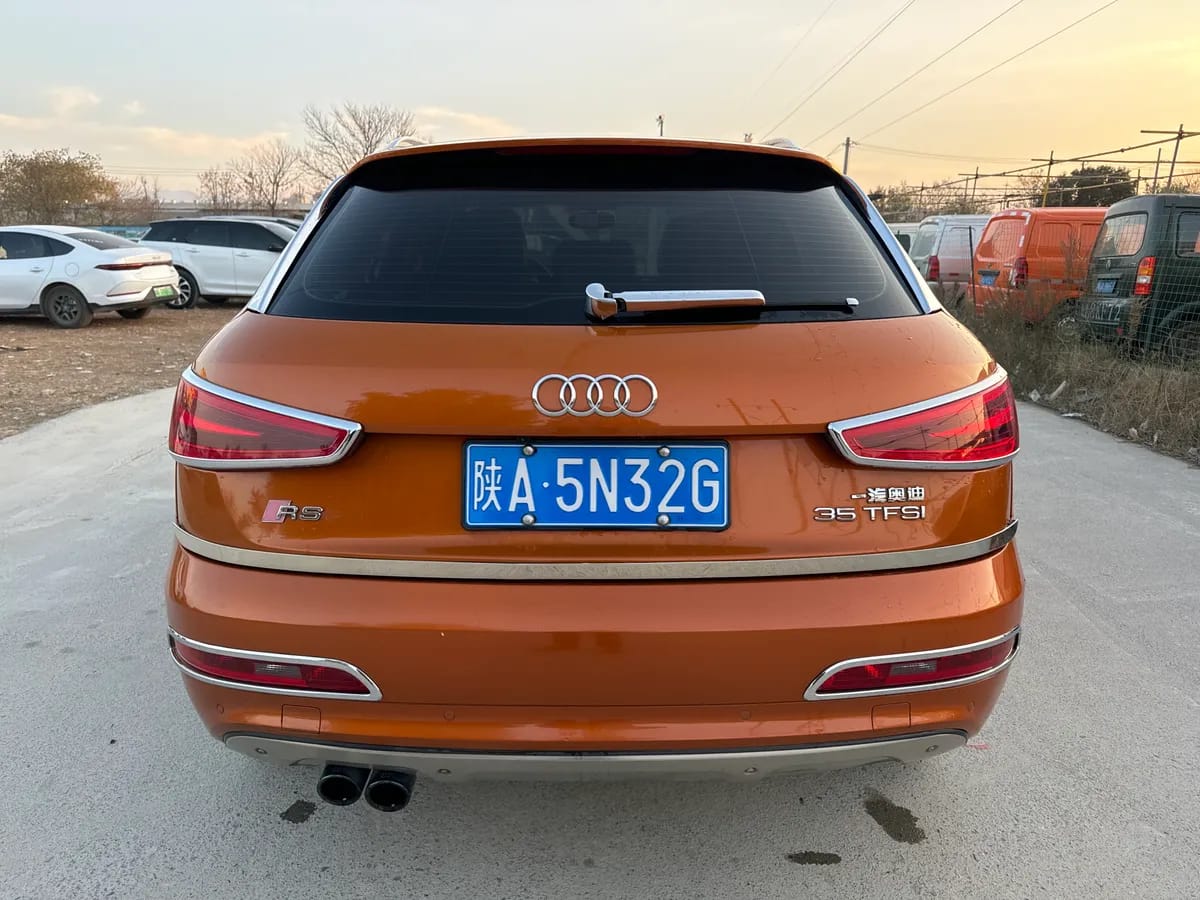 Audi Q3 2013 35 TFSI 5