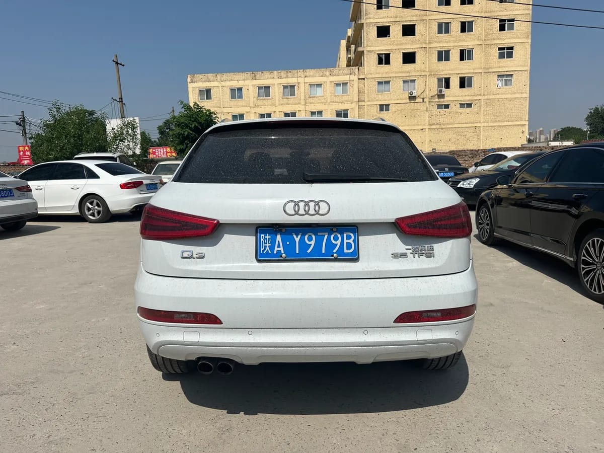 Audi Q3 2015 35 TFSI quattro 8