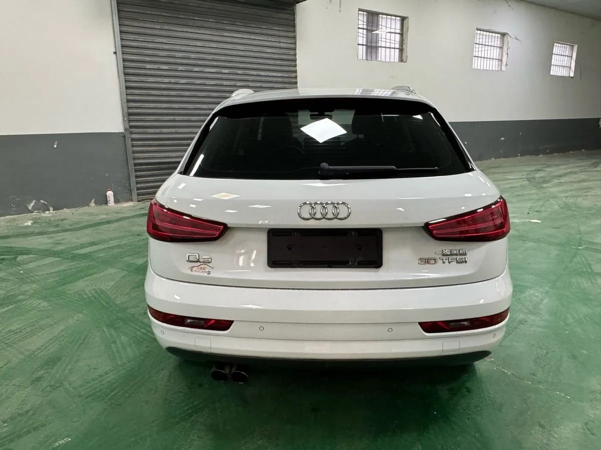 Audi Q3 2017 30 TFSI 4