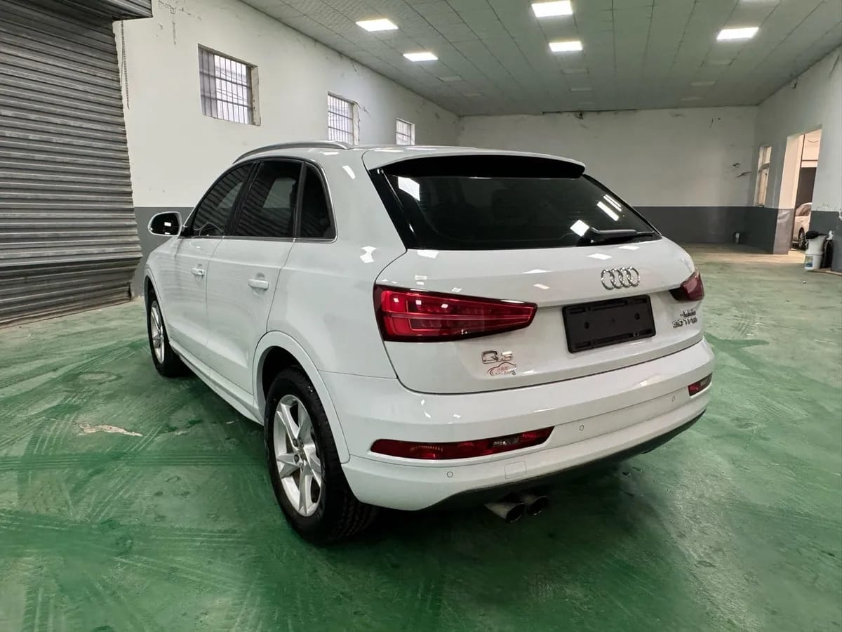 Audi Q3 2017 30 TFSI 5