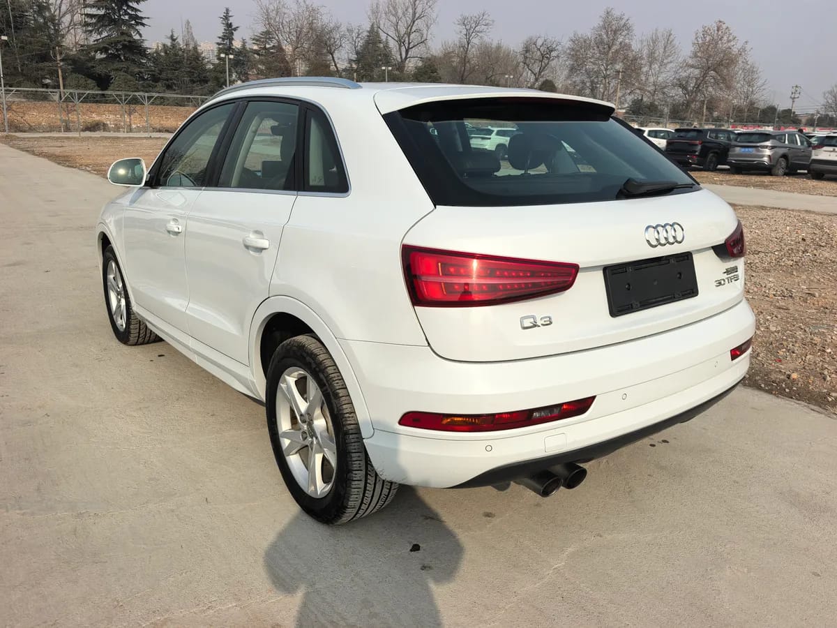 Audi Q3 2018 30 30 TFSI 4