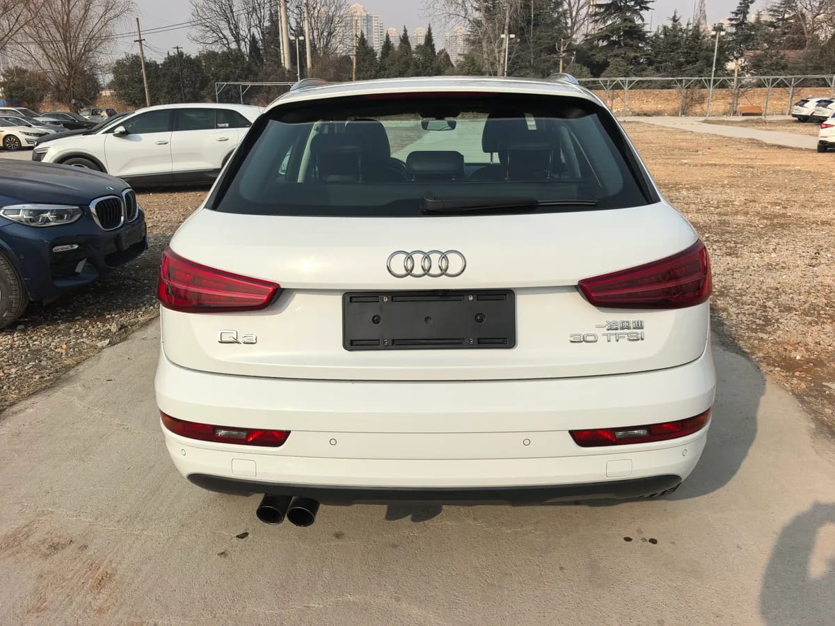 Audi Q3 2018 30 30 TFSI 5