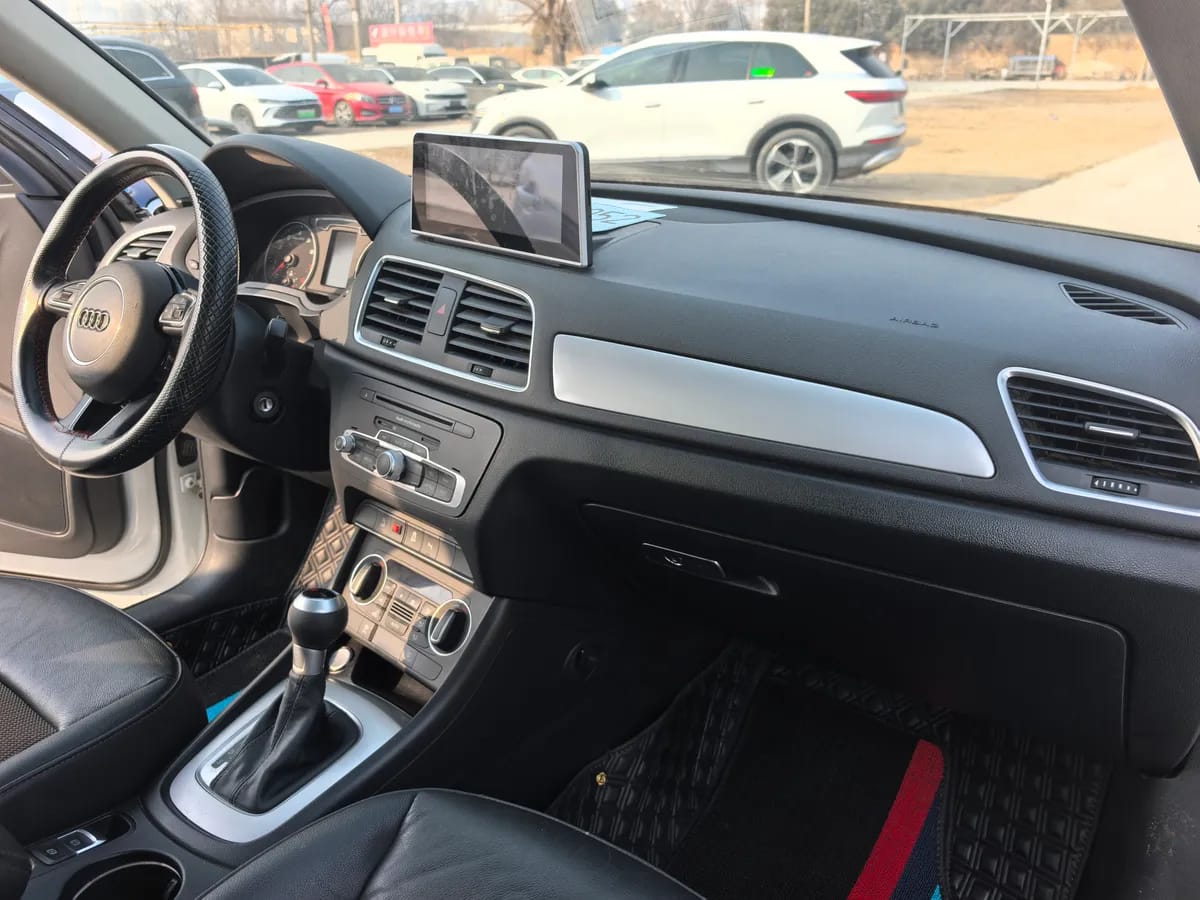 Audi Q3 2018 30 30 TFSI 8