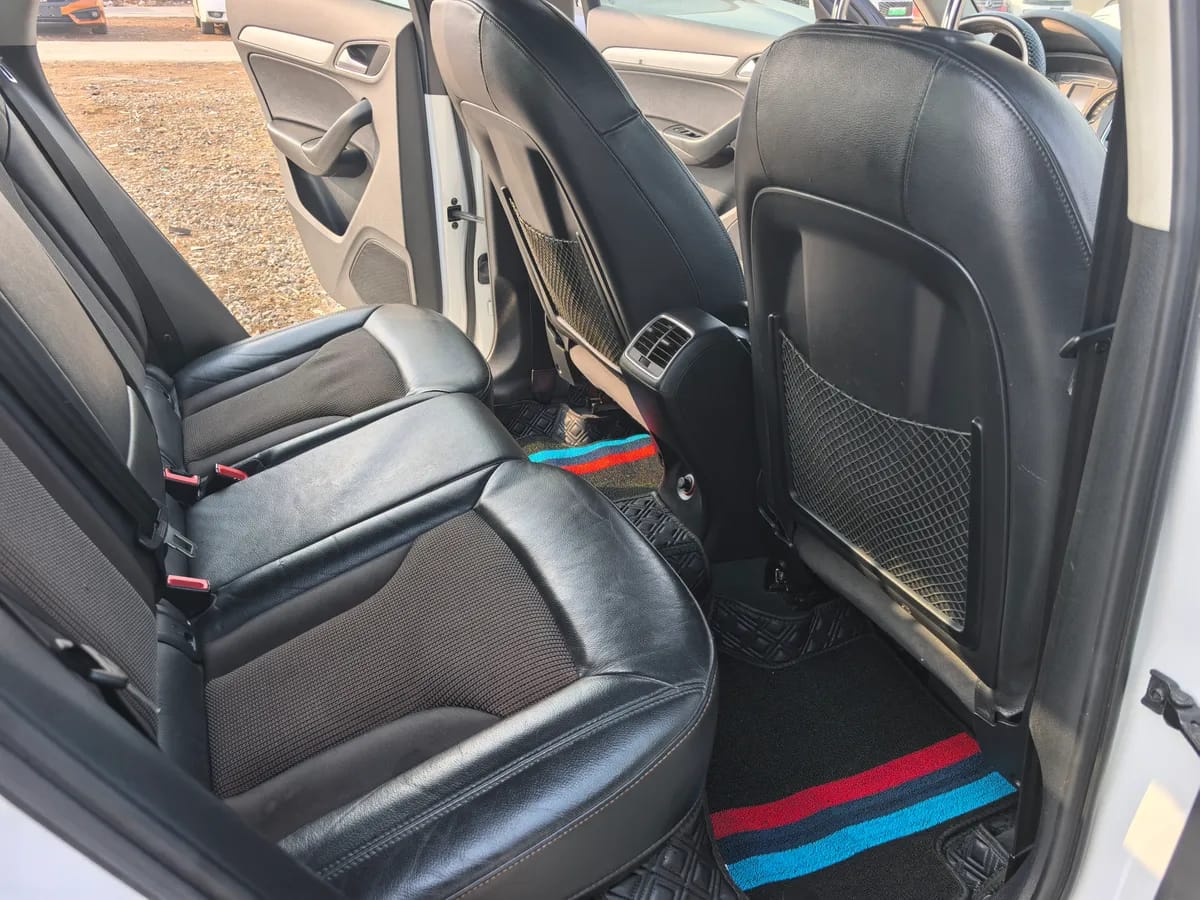 Audi Q3 2018 30 30 TFSI 9