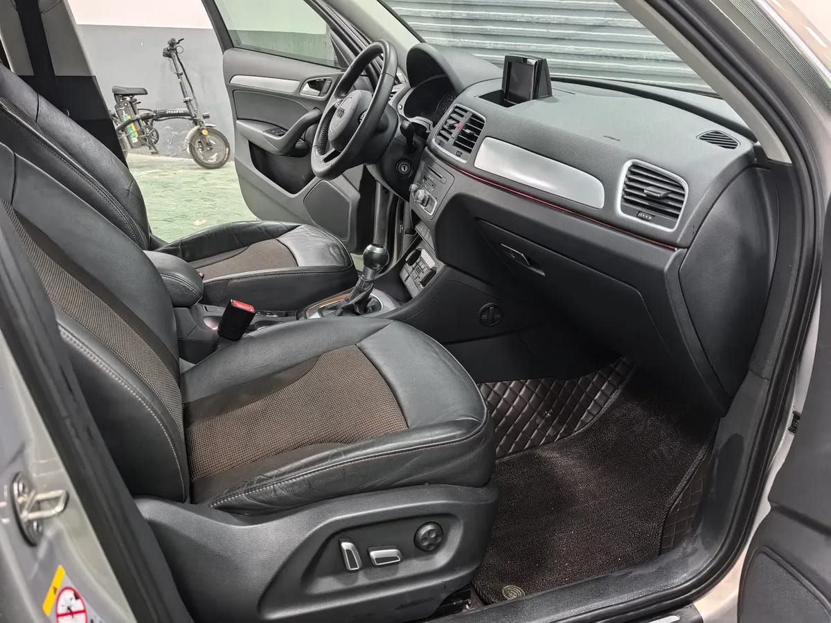 Audi Q3 2018 30 35 TFSI 8