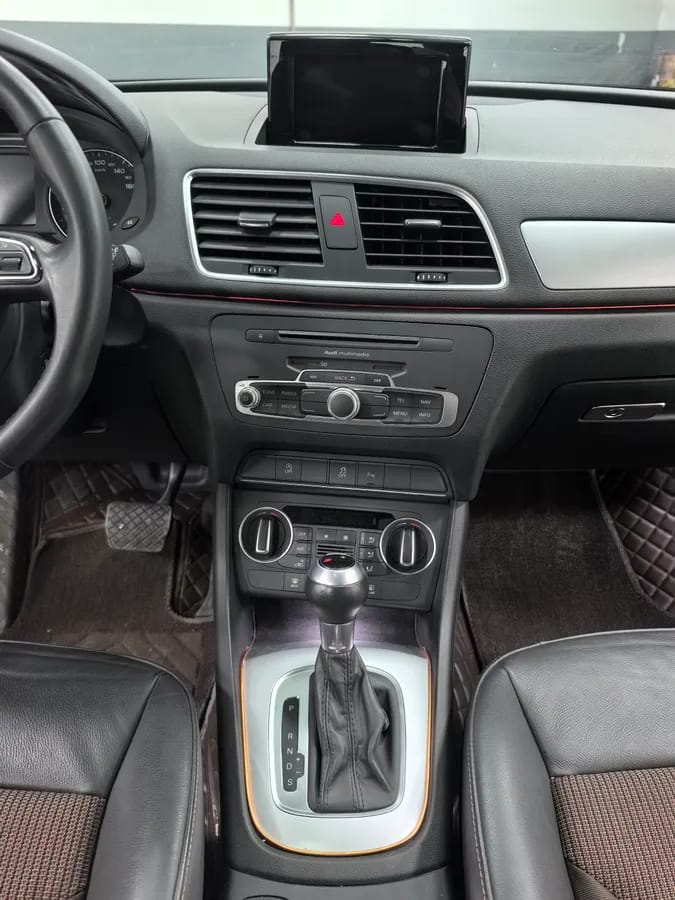Audi Q3 2018 30 35 TFSI 10