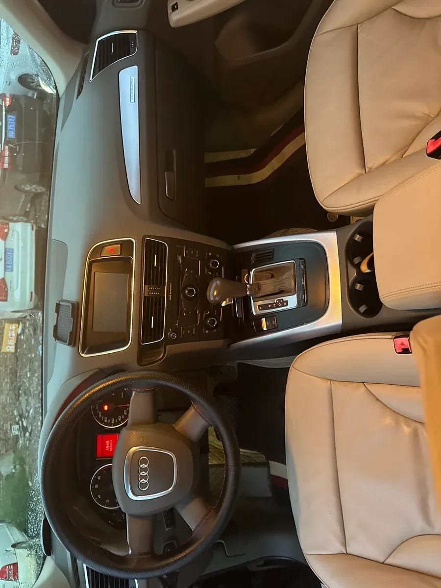 Audi Q5 2011 2.0TFSI 7