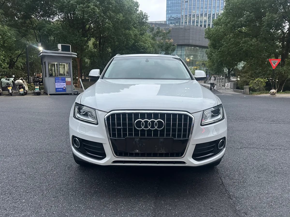Audi Q5 2015 40 TFSI 6