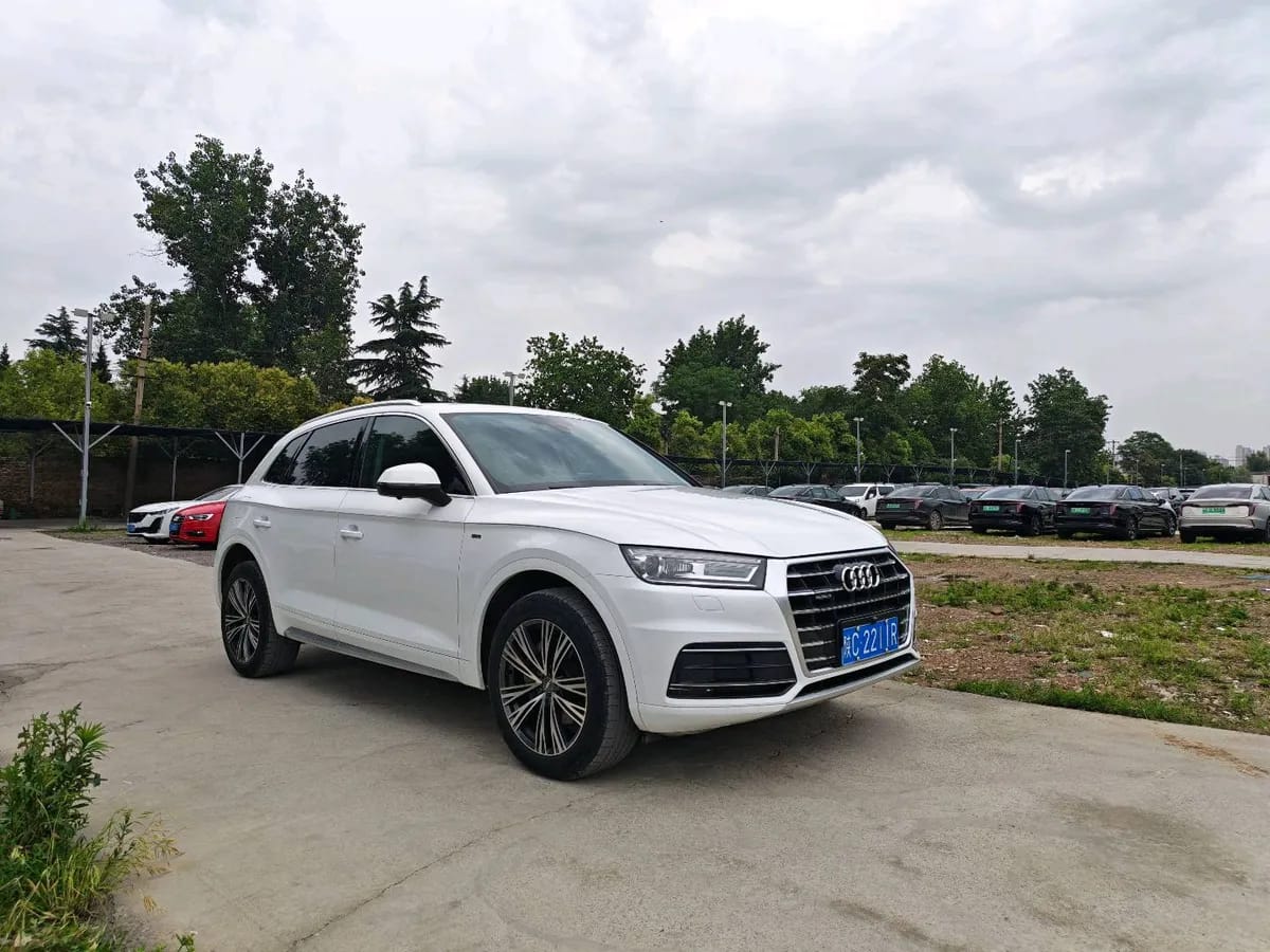 Audi Q5L 2018 40 TFSI VI 3