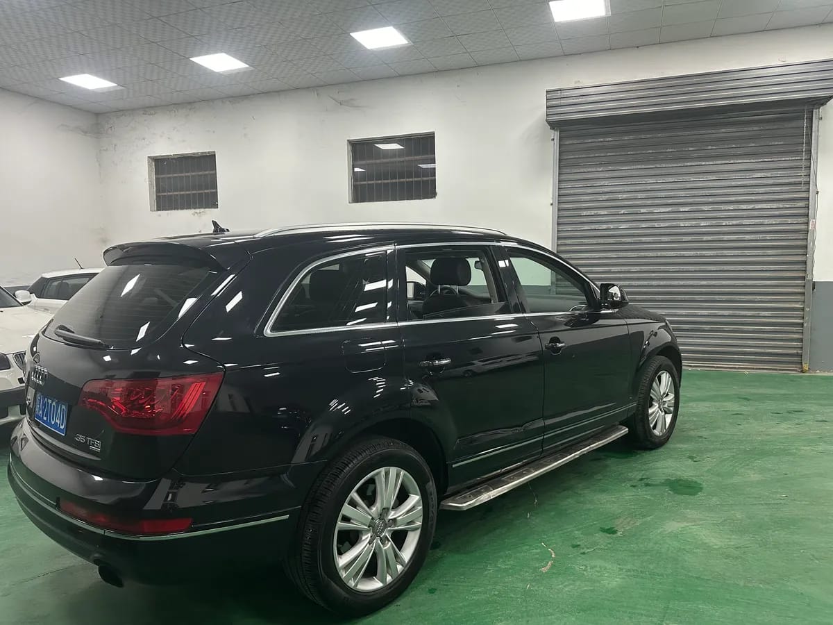 Audi Q7 ( ) 2013 35 TFSI 4