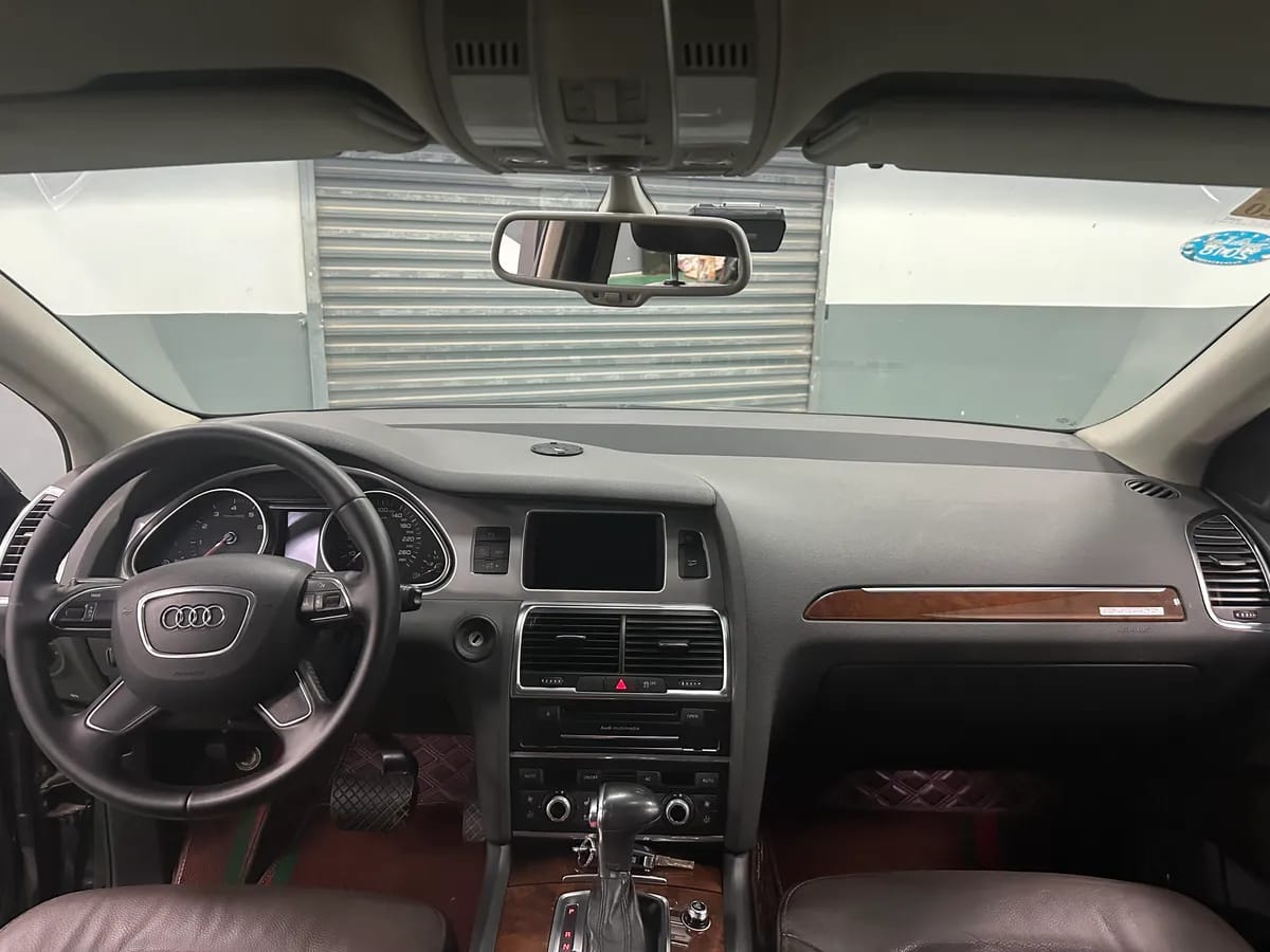 Audi Q7 ( ) 2013 35 TFSI 9