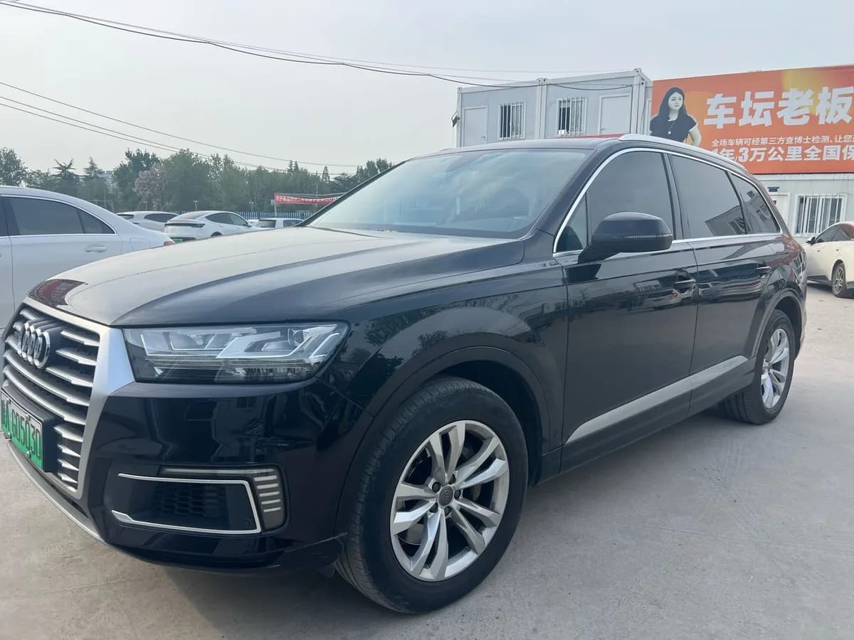 Audi Q7 2019 55 e-tron