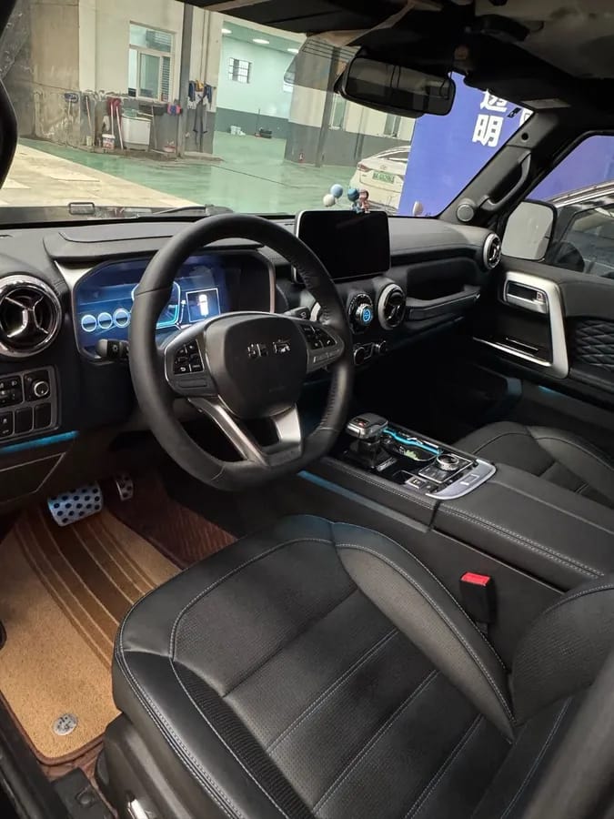 BAIC BJ40 2020 2.0T 8