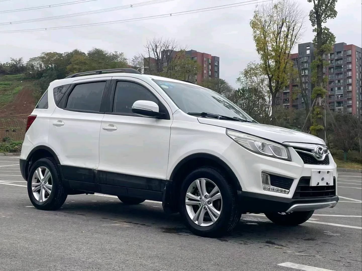 BAIC S2 2016 2