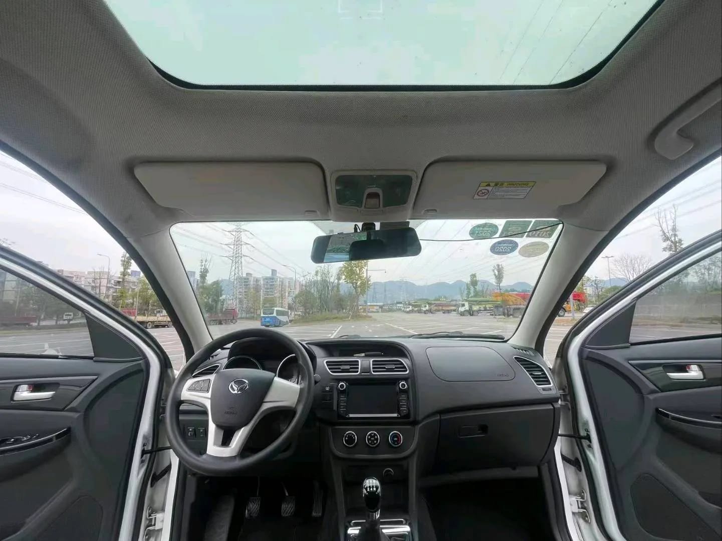 BAIC S2 2016 6