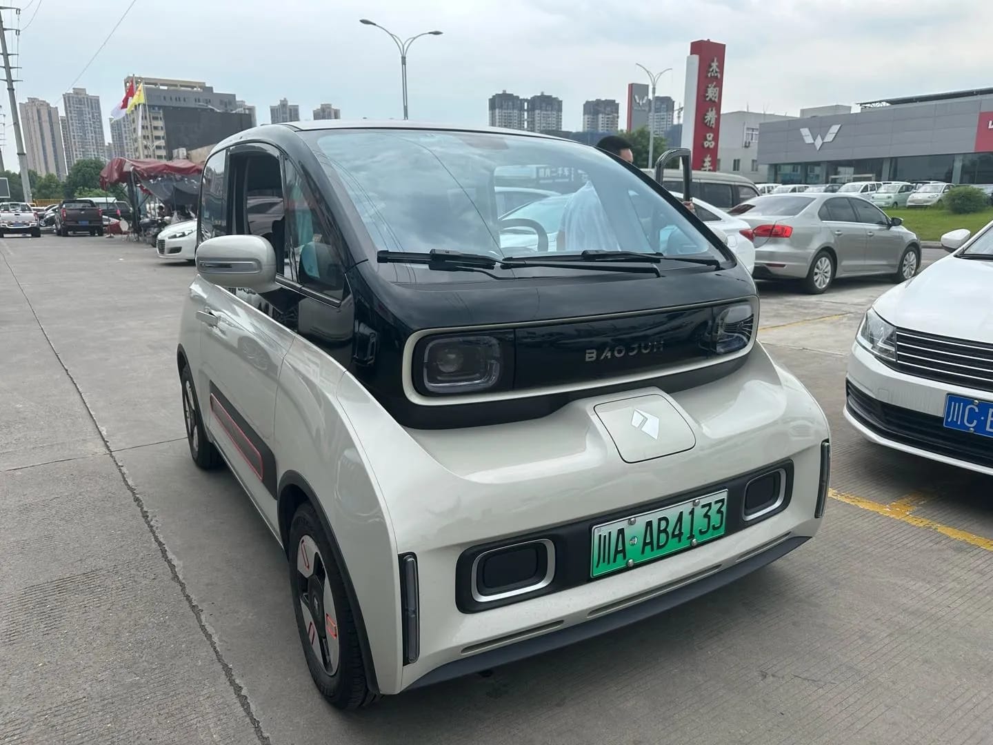 Baojun KiWi 2022 2