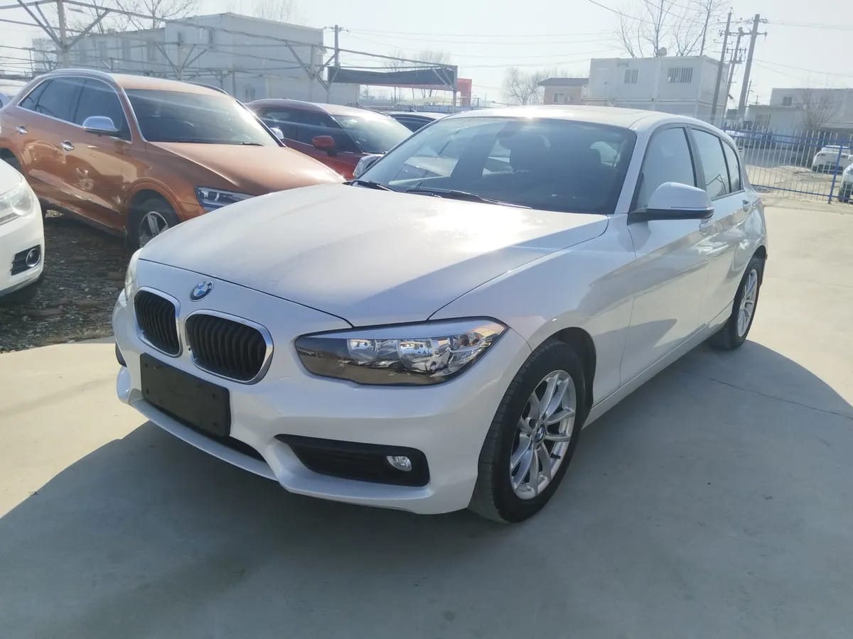 BMW 1 ( ) 2016 118i