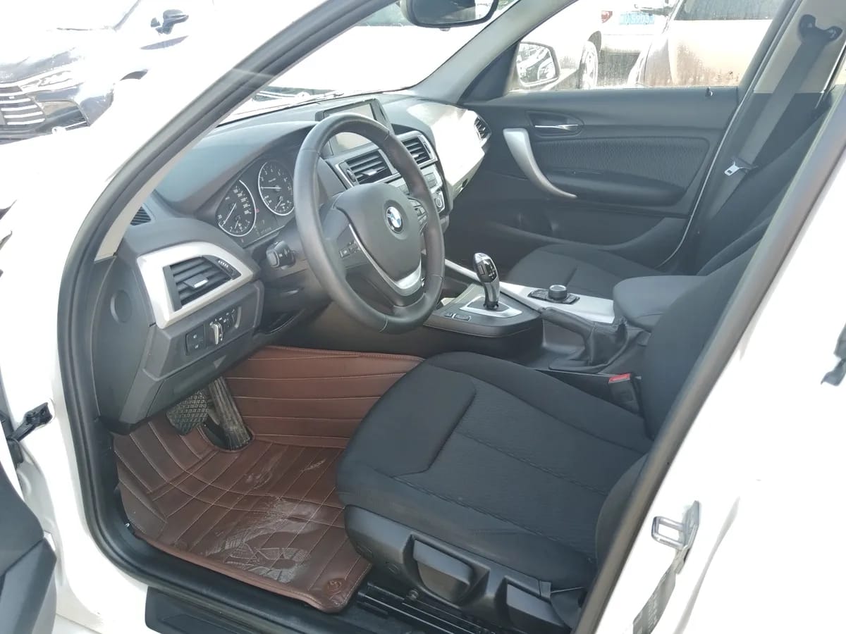 BMW 1 ( ) 2016 118i 4