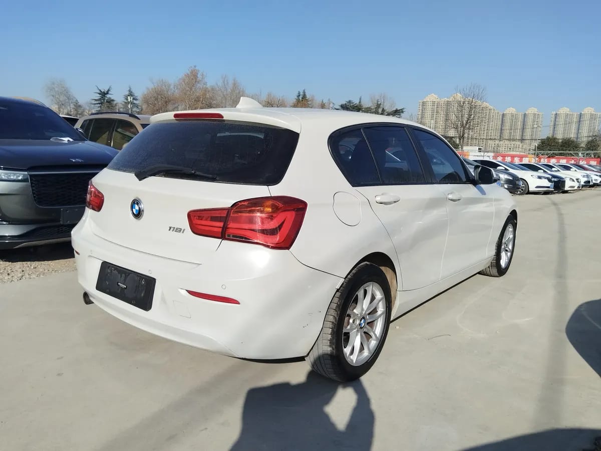 BMW 1 ( ) 2016 118i 8