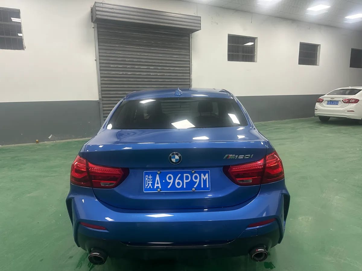 BMW 1 2019 120i M 5
