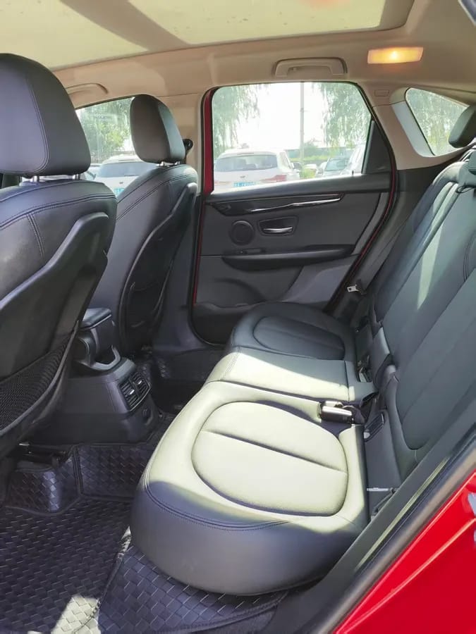 BMW 2 2016 218i 9