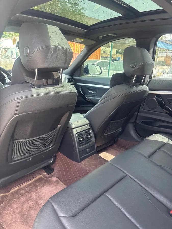BMW 3 GT 2020 320i M 7