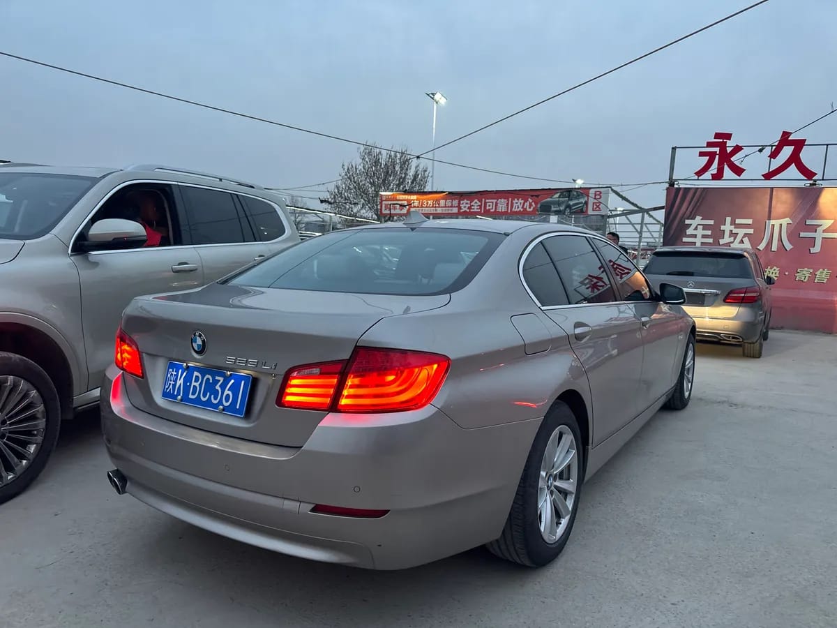 BMW 5 2012 523Li 4