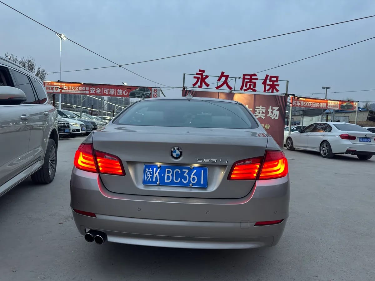 BMW 5 2012 523Li 5