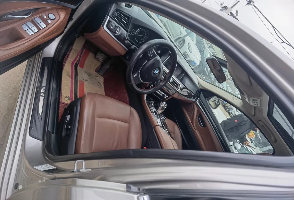 BMW 5 2014 535Li 4