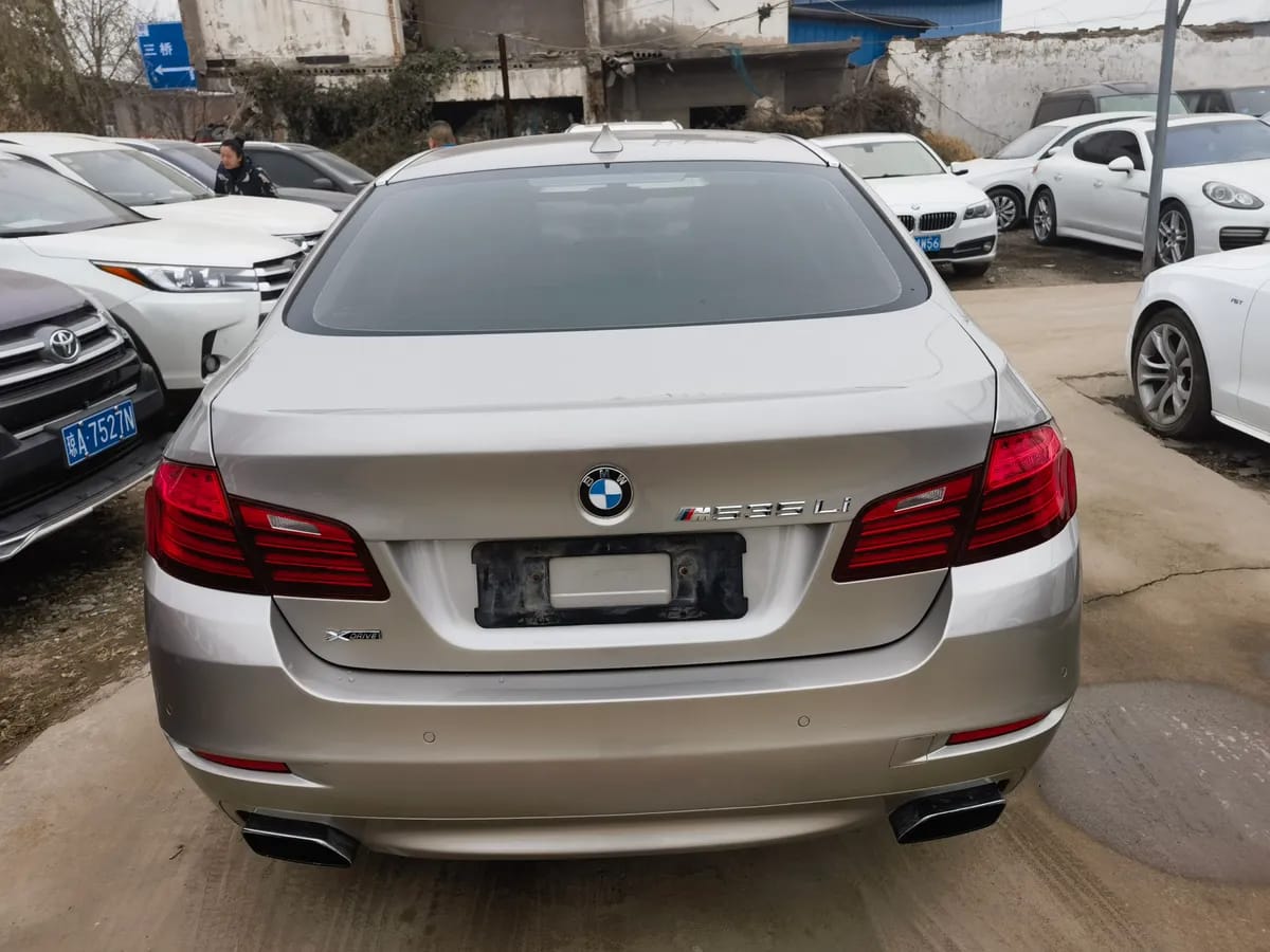 BMW 5 2014 535Li 8