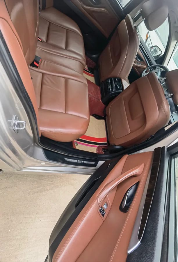 BMW 5 2014 535Li 10