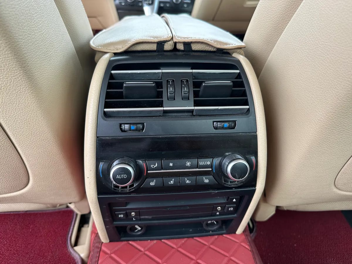 BMW 7 2009 730Li 8