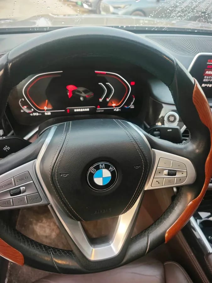 BMW 7 2019 730Li 3