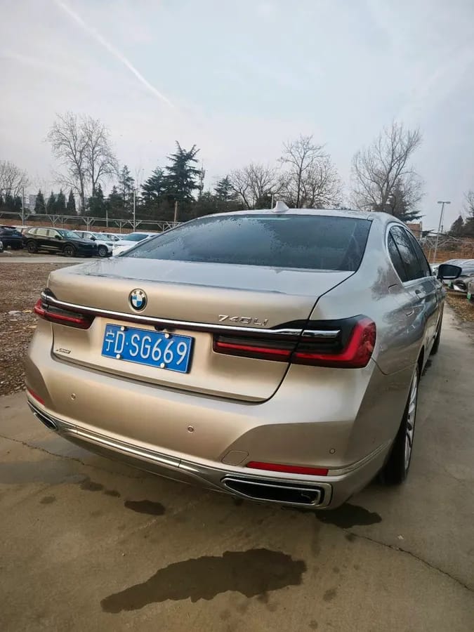 BMW 7 2019 730Li 6